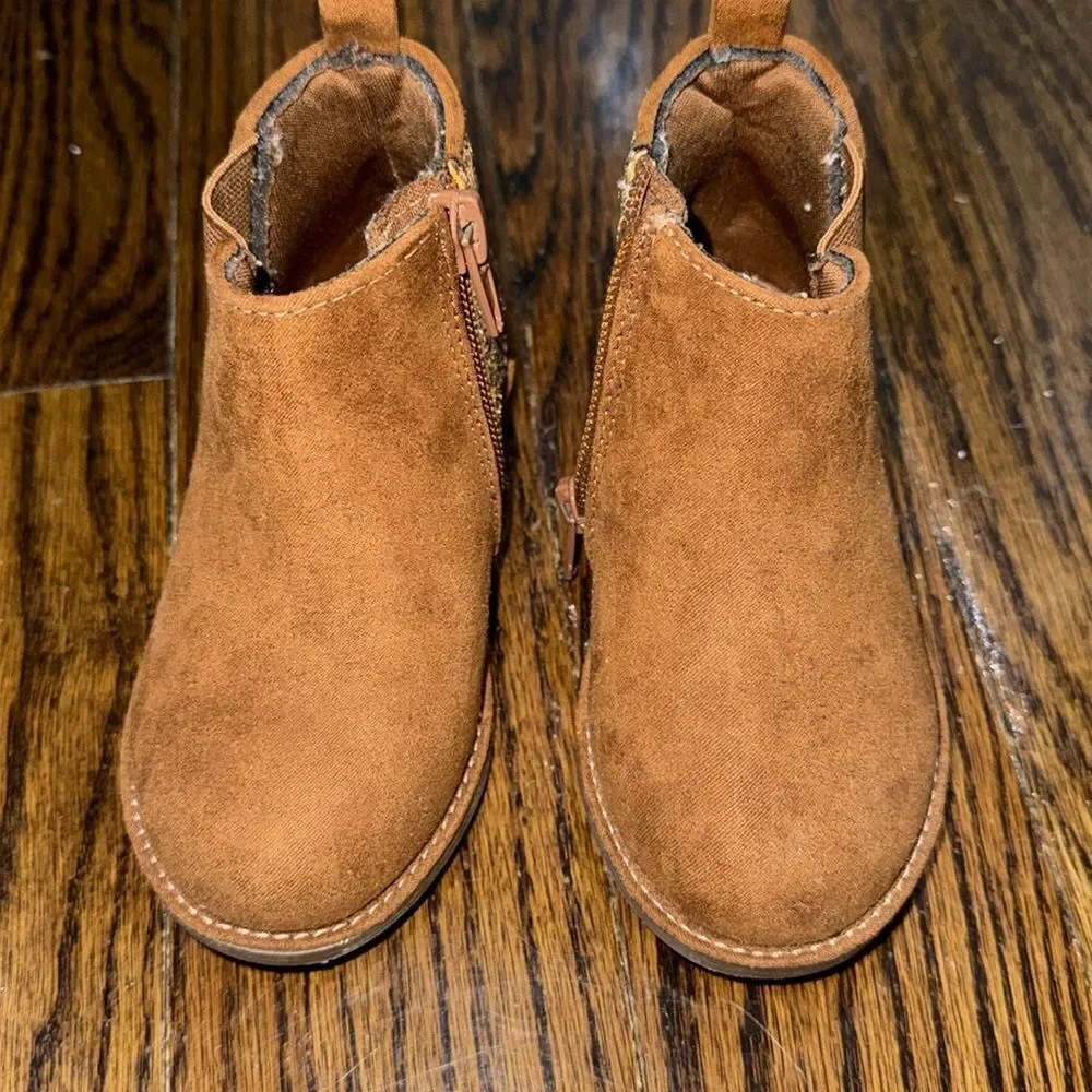 Harper Canyon Brown Suede with Gold Sparkle Ankle Boots 7